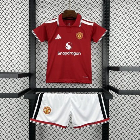(26/27) Manchester United Kit Kids 16-28