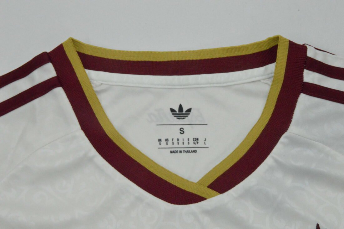 Spain Mujer Crop 84