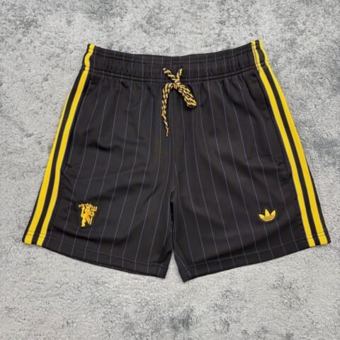 (26/27) Manchester United Pre-Match Shorts Men S-2XL