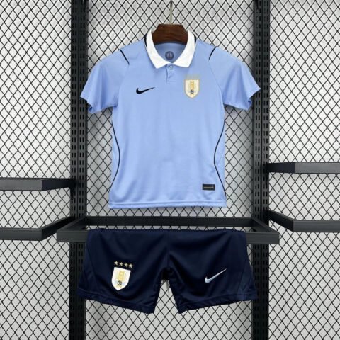 (26/27) أطفال طقم Uruguay 16-28