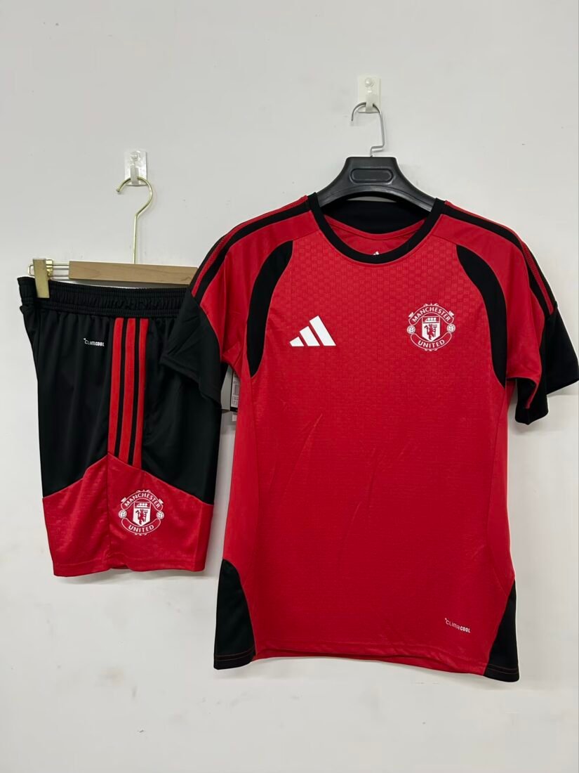 26-27 Manchester United Red Short Sleeve تدريب Shirt S-3XL 4