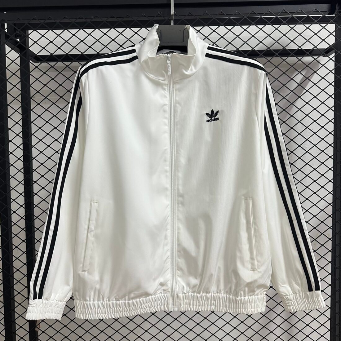 (25/26) Adidas White Windbreaker S-3XL 2