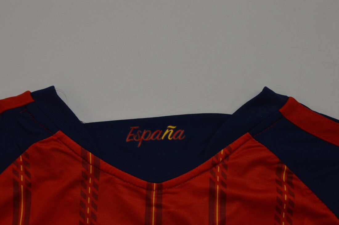 Spain Mujer Crop 88