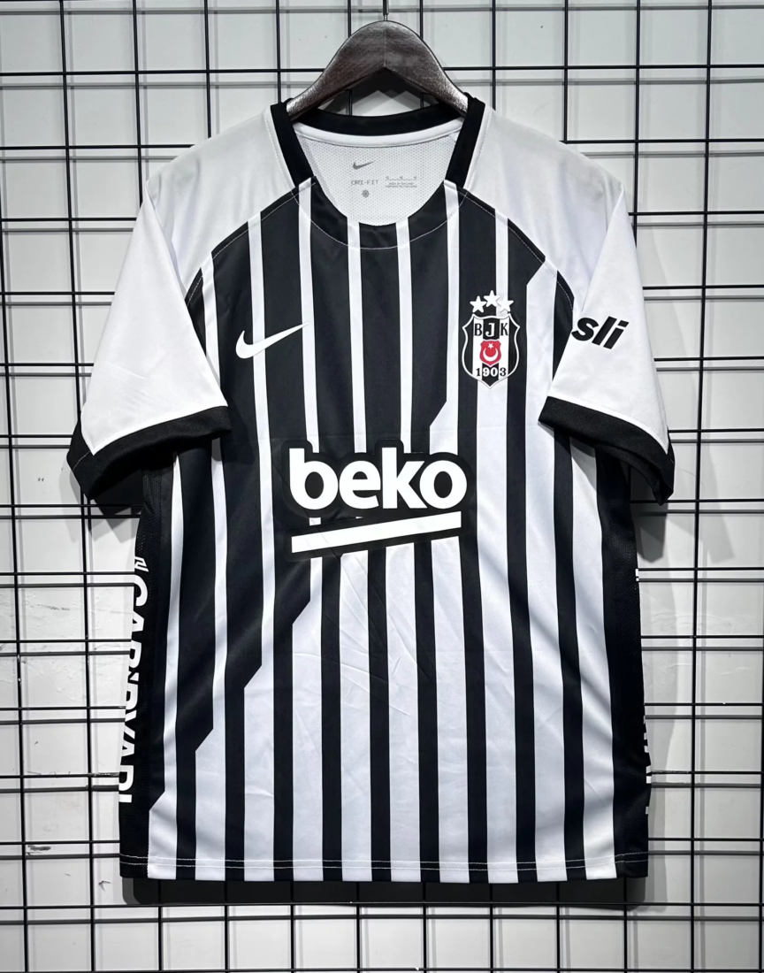 (26/27) Beşiktaş Trikot Trikot Calcio/ Trikot Football/ Fulbol T-Trikot 2