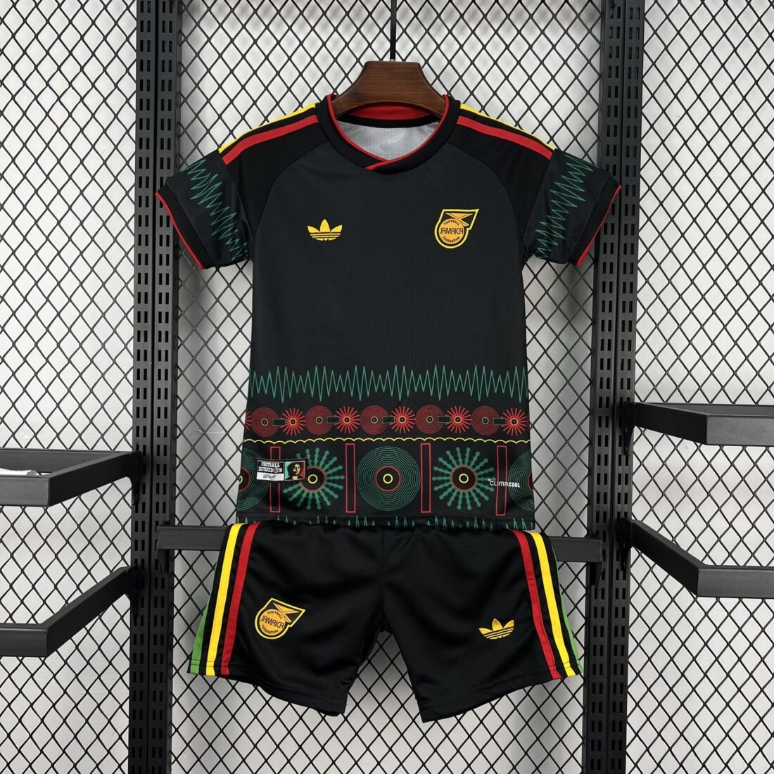 (16/28) 2026 Kinder Jamaica X Bob Marley Auswärts Trikot Set 4