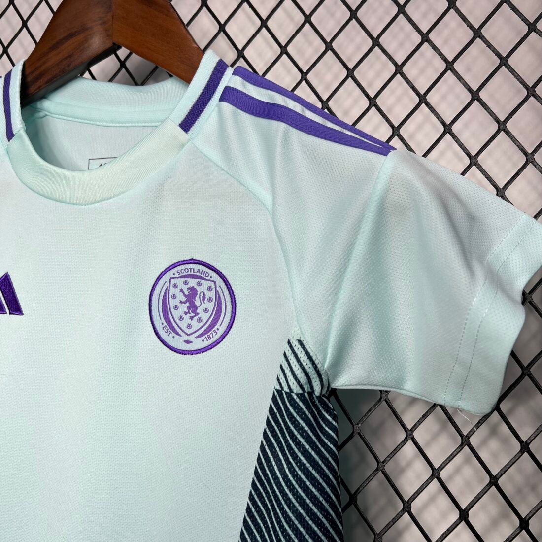 (24/25) Scotland Euro Visitante Infantil Kit 2
