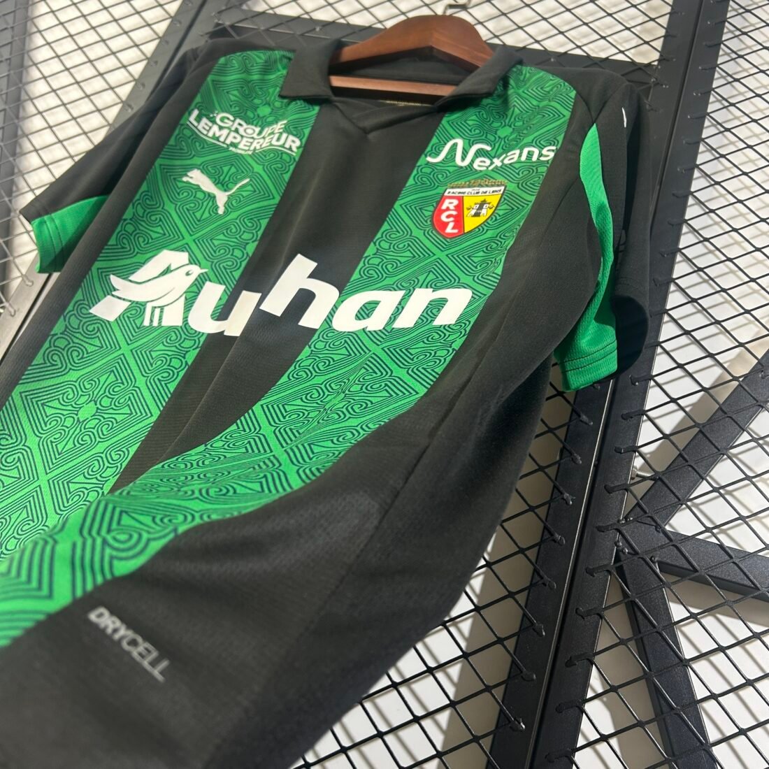 (25/26) Lens الاحتياطي S-4XL 9