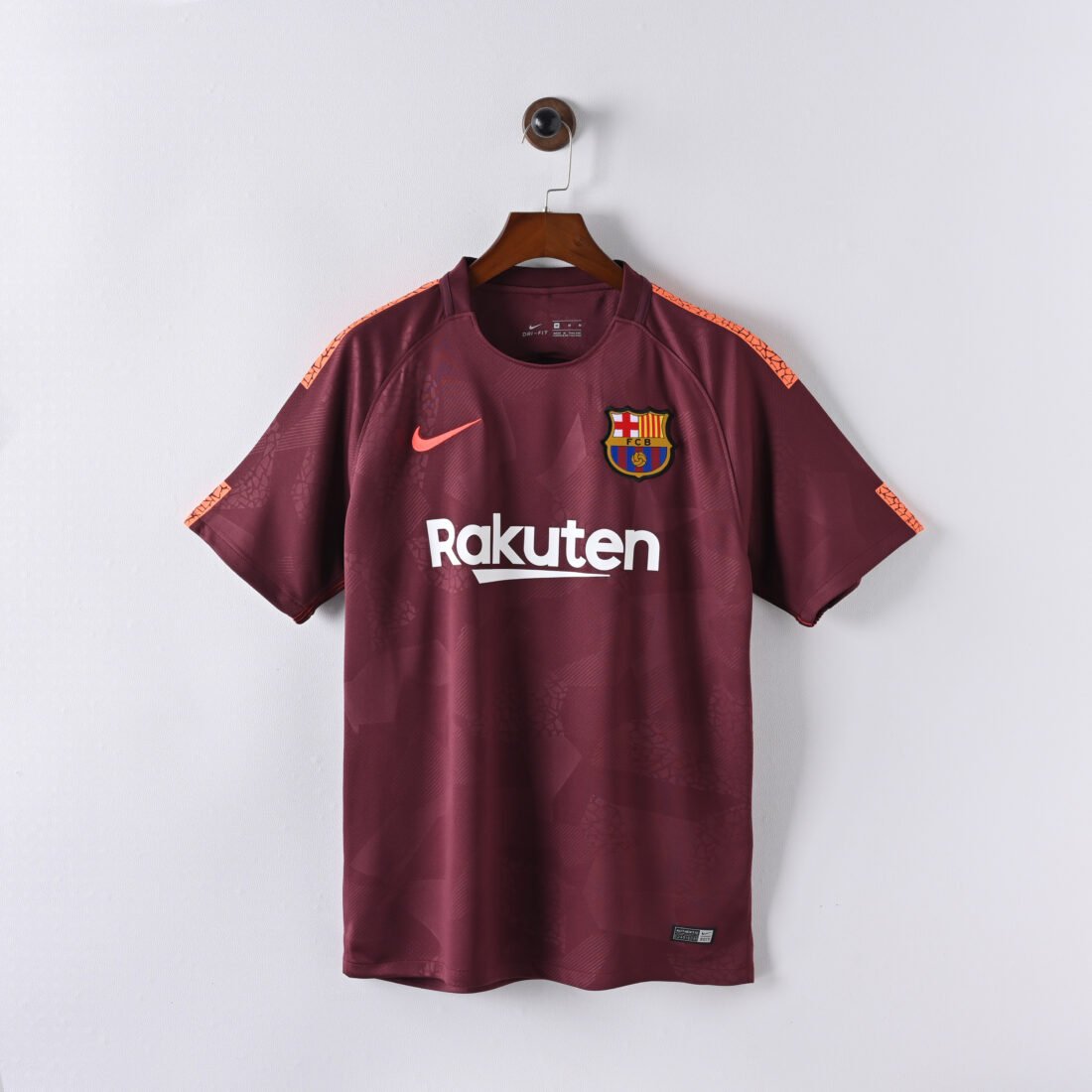 (17/18) 2 guests in Barcelona álbum shop NO.123 Store 9
