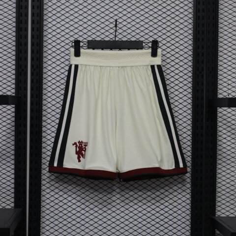 (26/27) Manchester United Shorts S-2XL