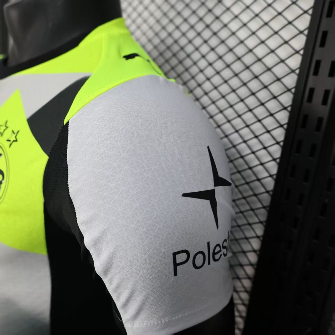 (25/26) Players: Dortmund Second Guest Fluorescent Green álbum shop NO.123 Store 14