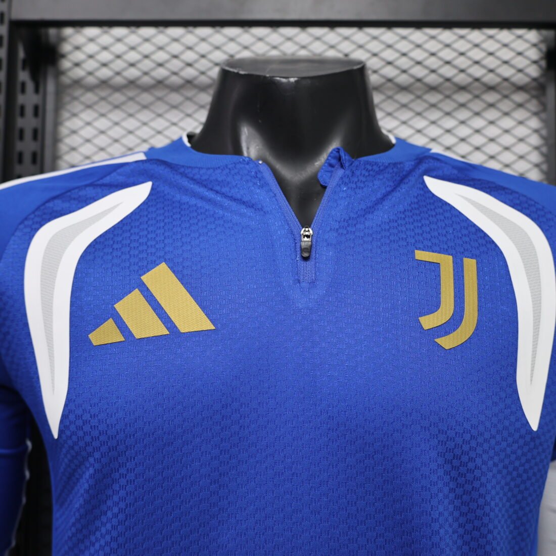 Juventus Training Kit Long Sleeve Player Version S-3XL 18