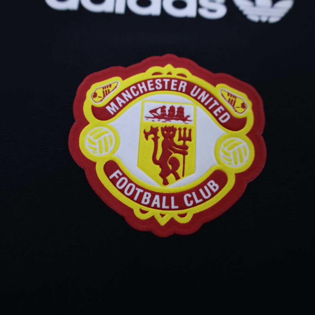 (26/27) Manchester United Casual Retro Black S-3XL álbum shop NO.123 Store 10