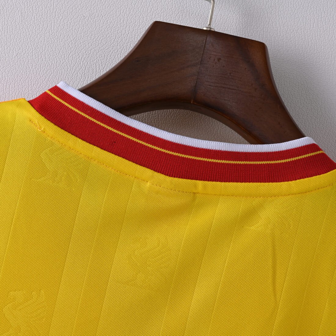 (85/86) Liverpool Away 4
