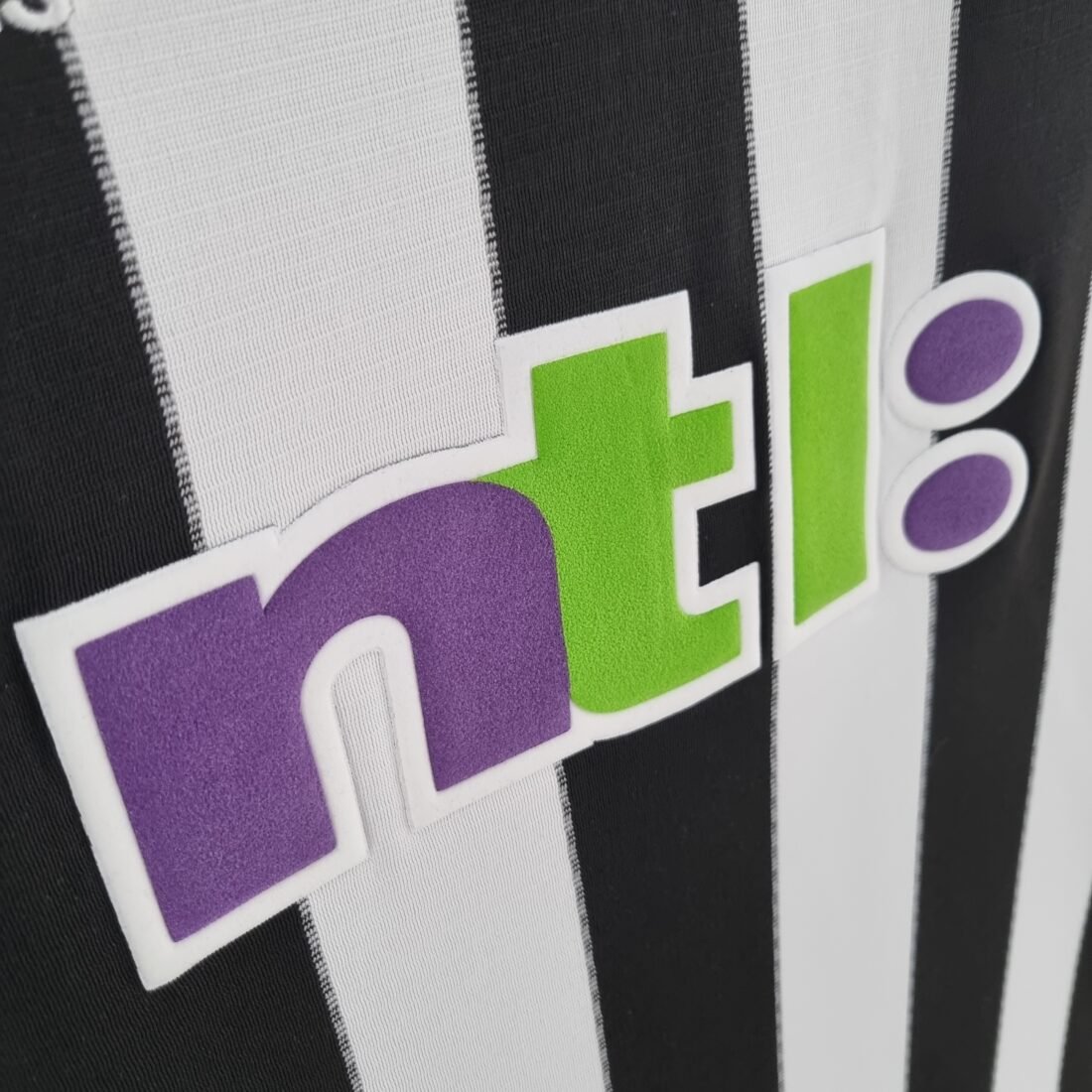 00/01 Newcastle United Heim Retro Version S-2XL 17