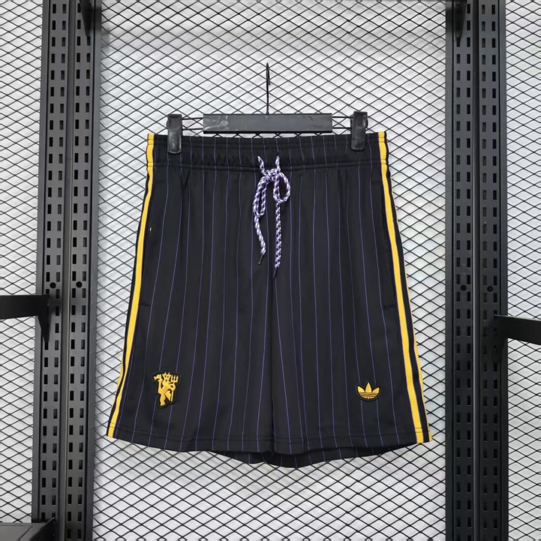 Manchester United Shorts 14