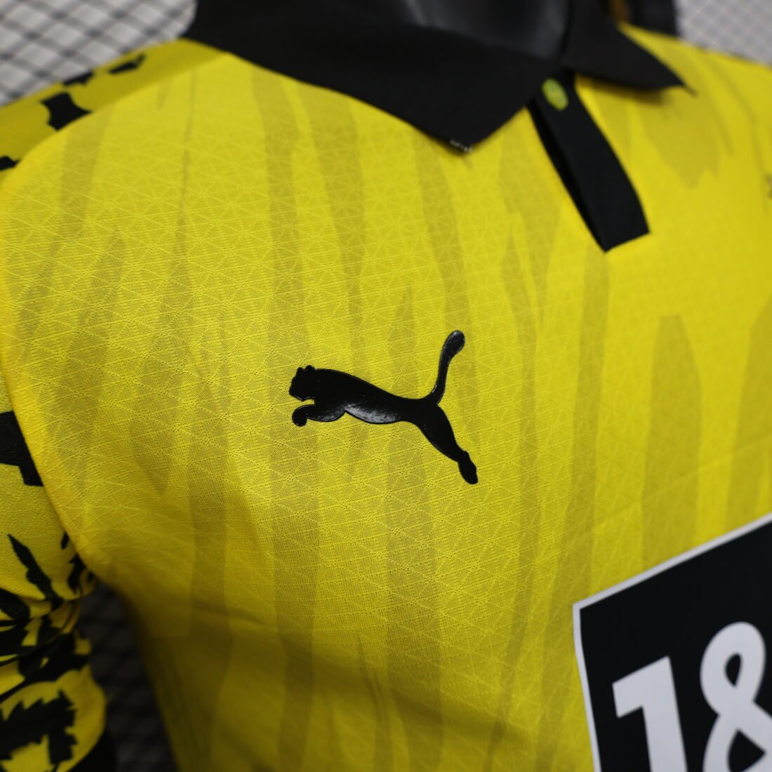 Player: Dortmund Special Edition Yellow | álbum | shop NO.123 | Store 19