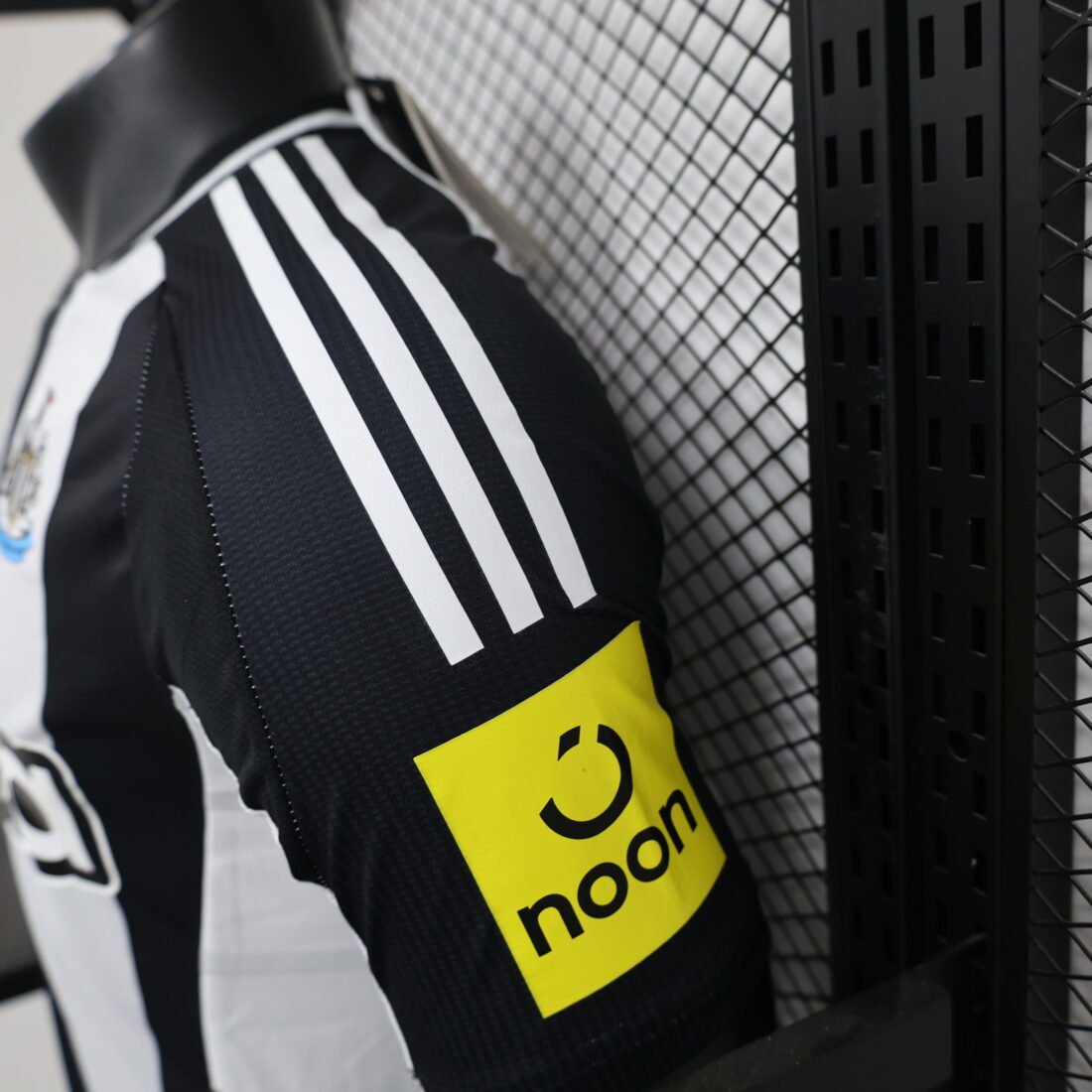 Player: Master Newcastle | álbum | shop NO.123 | Store 13