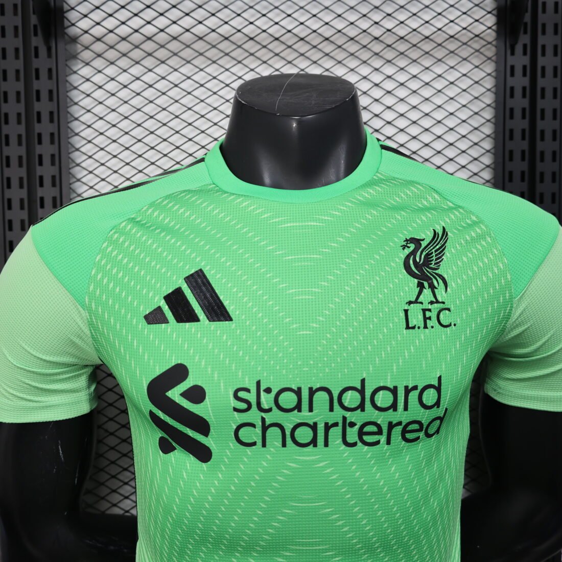 Liverpool Goalkeeper Player Version 18