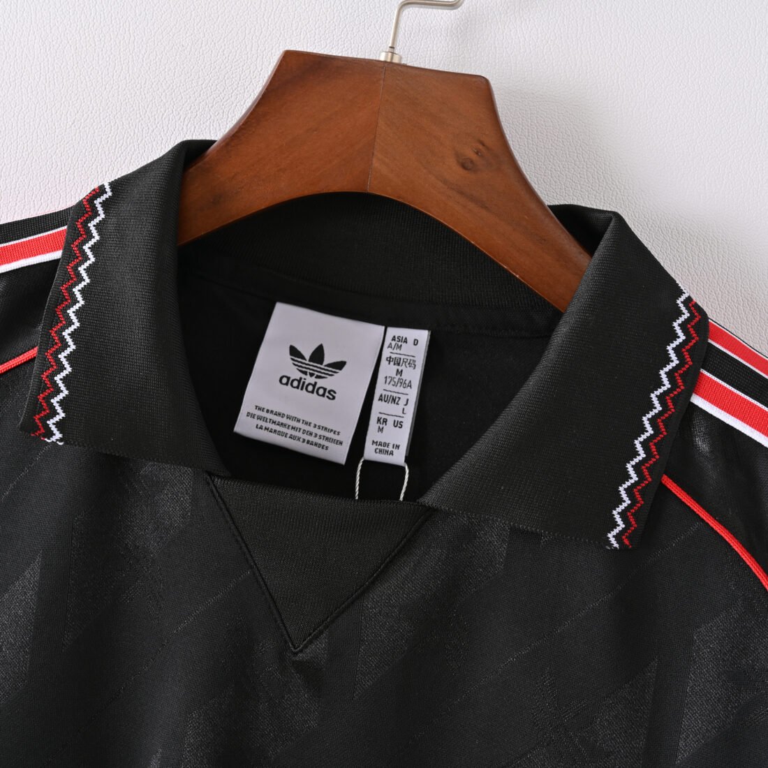 (24/25) Manchester United Vintage Black álbum shop NO.123 Store 11