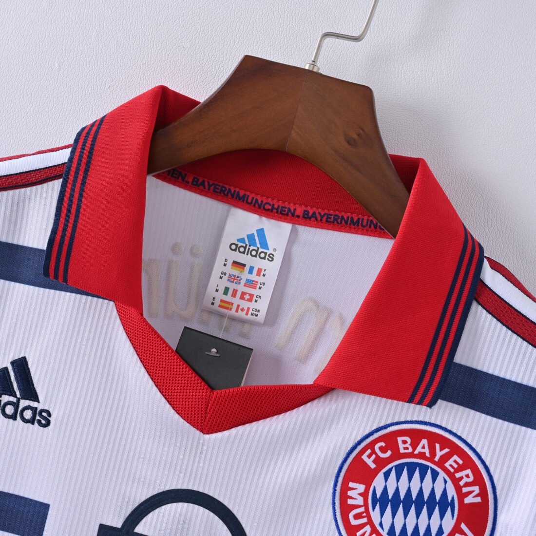 Bayern Munich Away 15