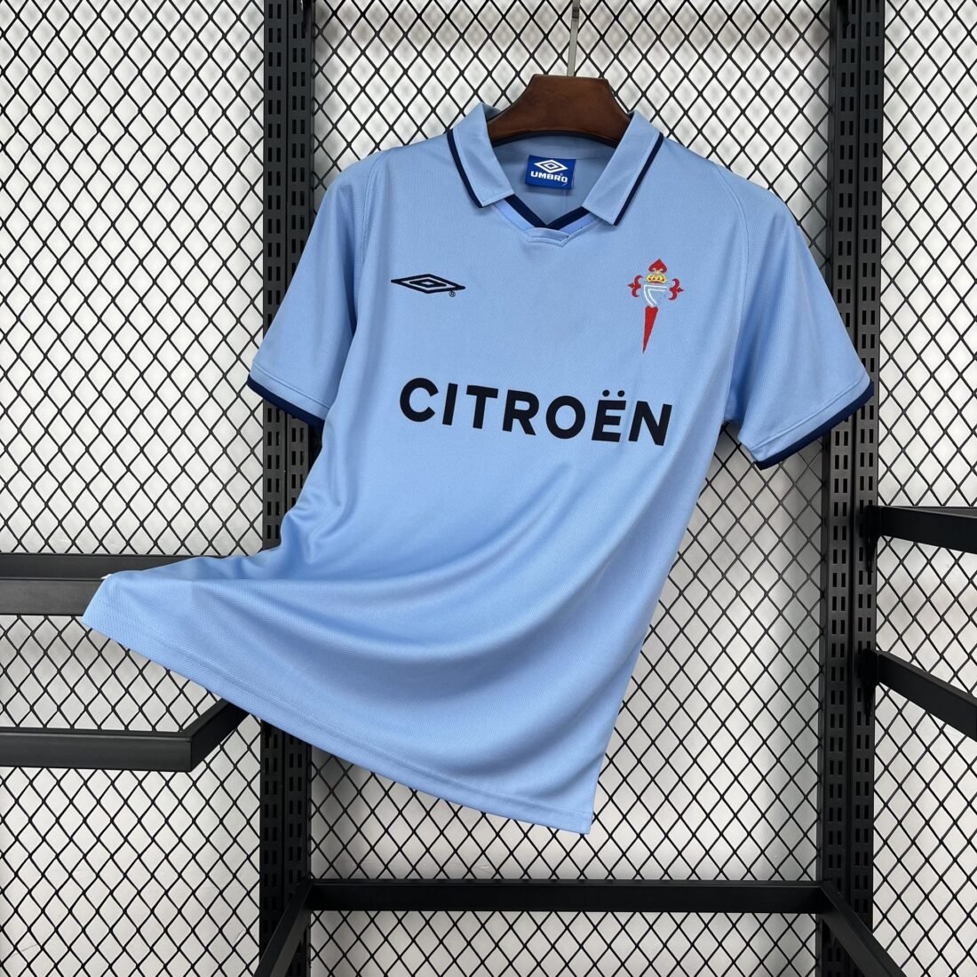 01/02 Celta Vigo Home Jersey Retro Version 4
