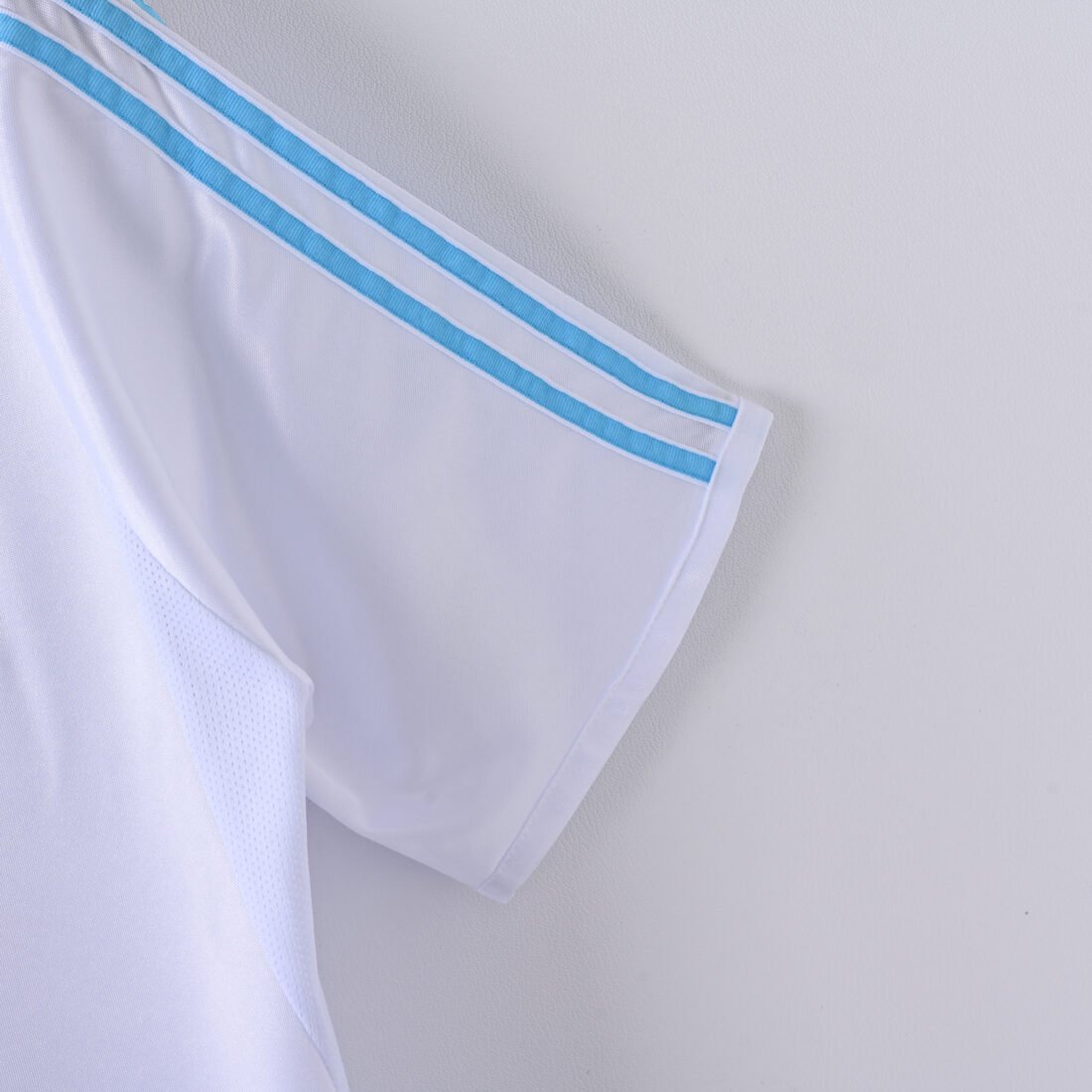 (02/03) Marseille Home 4
