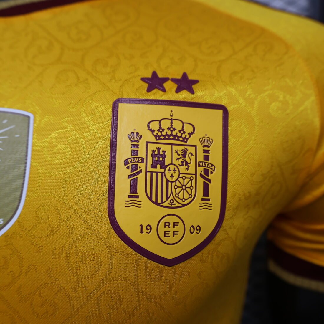 (26/27) Spain Édition Spéciale Yellow Two Star S-2XL álbum shop NO.123 Store 20