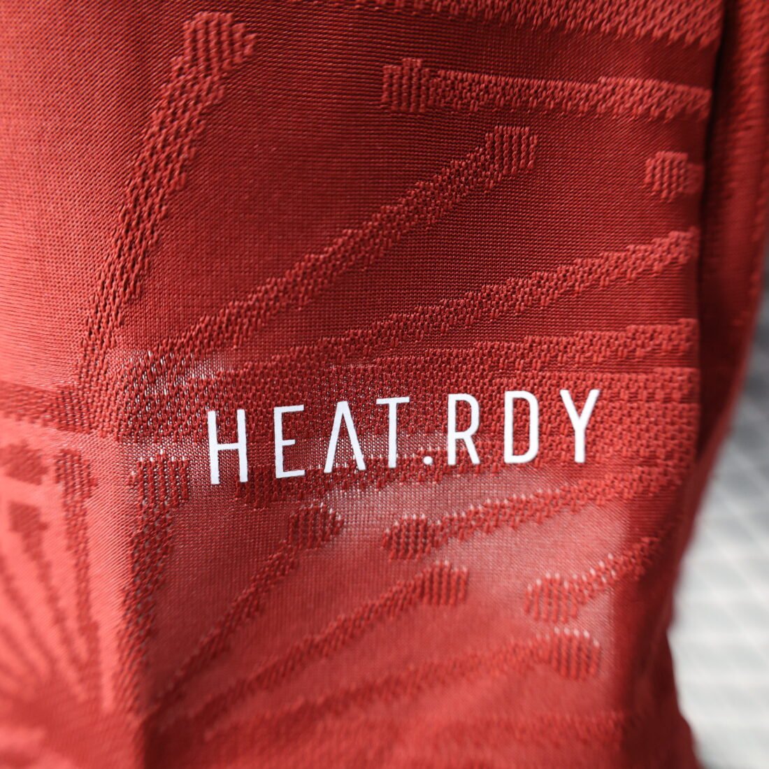 Player: Long Sleeve Mexican Red | álbum | shop NO.123 | Store 11