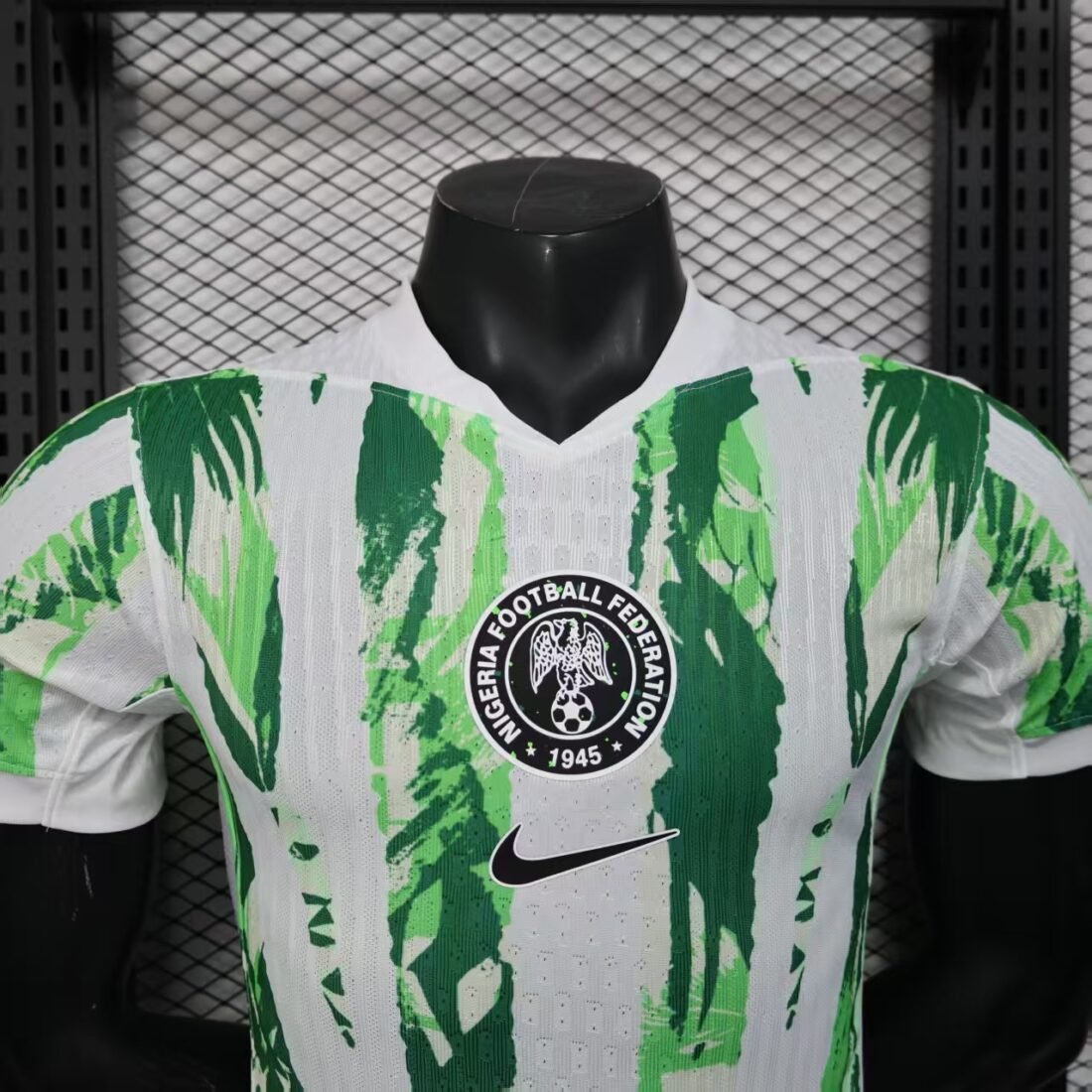 Players: 25 Nigeria White Green | álbum | shop NO.123 | Store 16