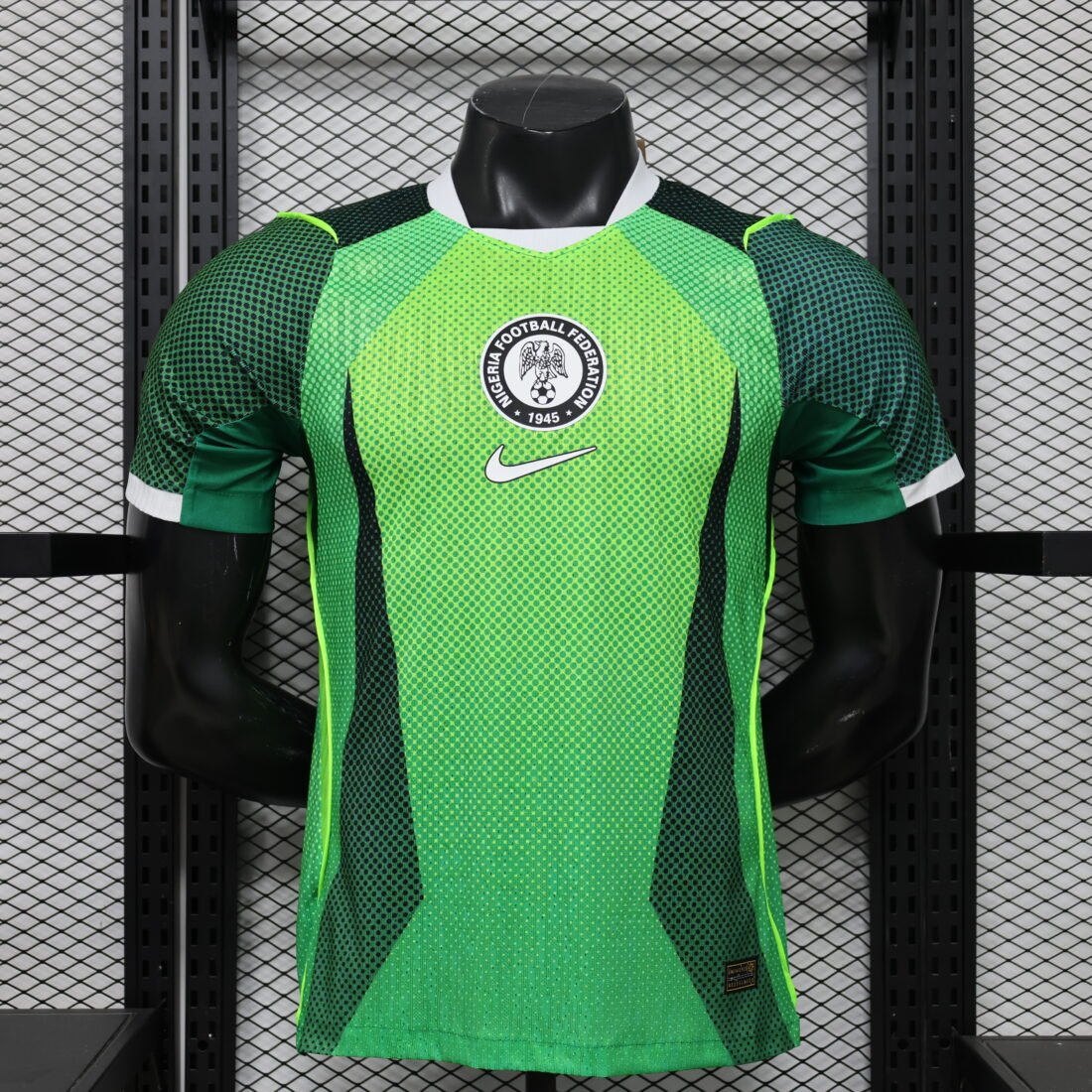 (26/27) Player Nigerian Master S – 2XL álbum shop NO.123 Store 18