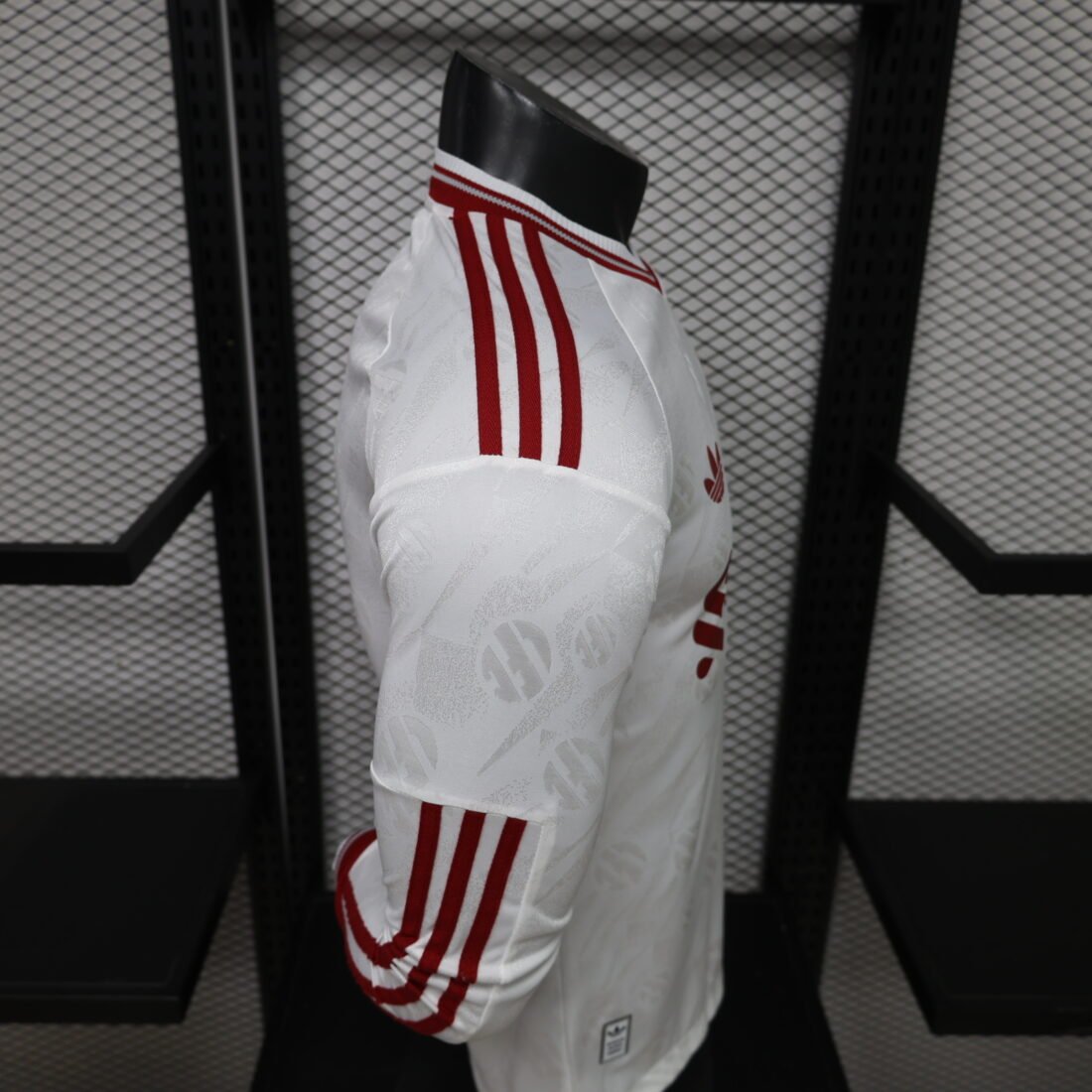 (26/27) Player Liverpooler S – 2XL álbum shop No.123 Store 8