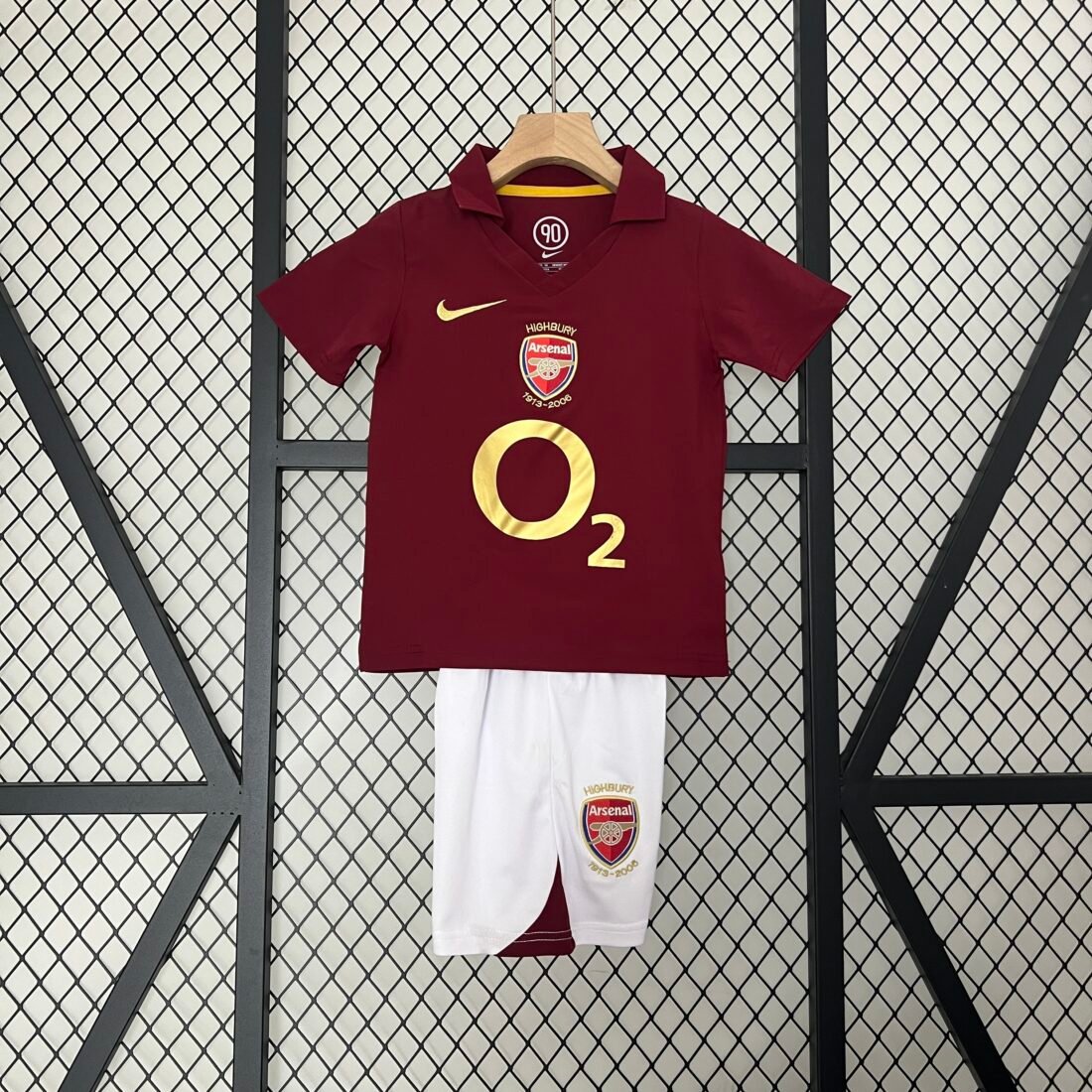 05/06 Arsenal Casa Bambino 16-28 8