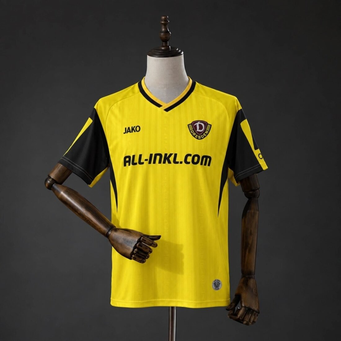 26/27 Dynamo Dresden Home Jersey Fan Version S-4XL 1