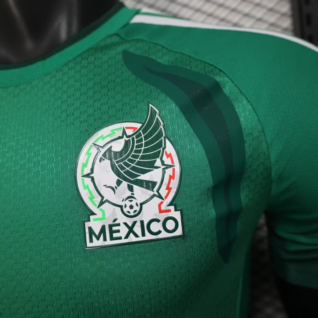Player: Mexican Training Suit | álbum | shop NO.123 | Store 14