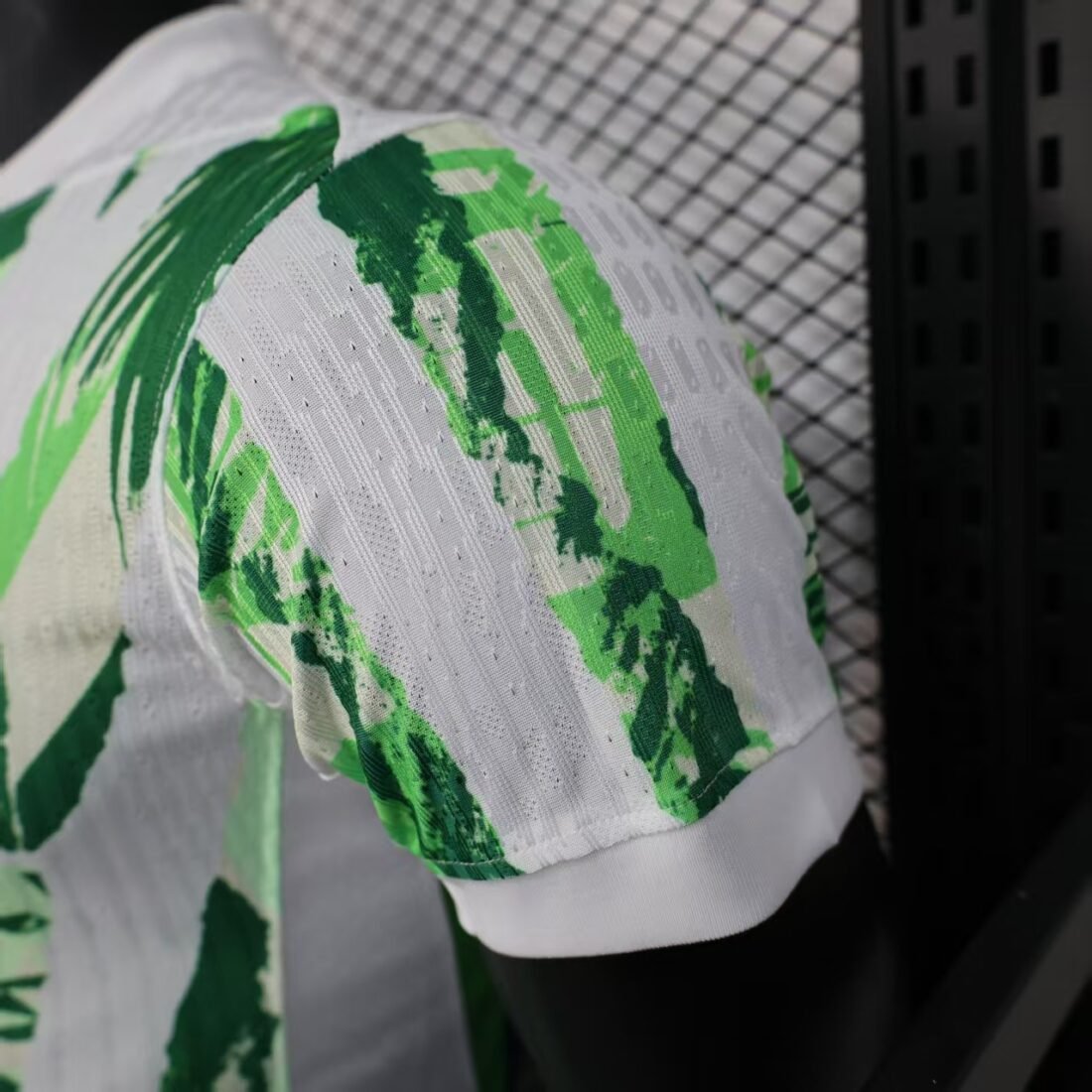 Players: 25 Nigeria White Green | álbum | shop NO.123 | Store 12