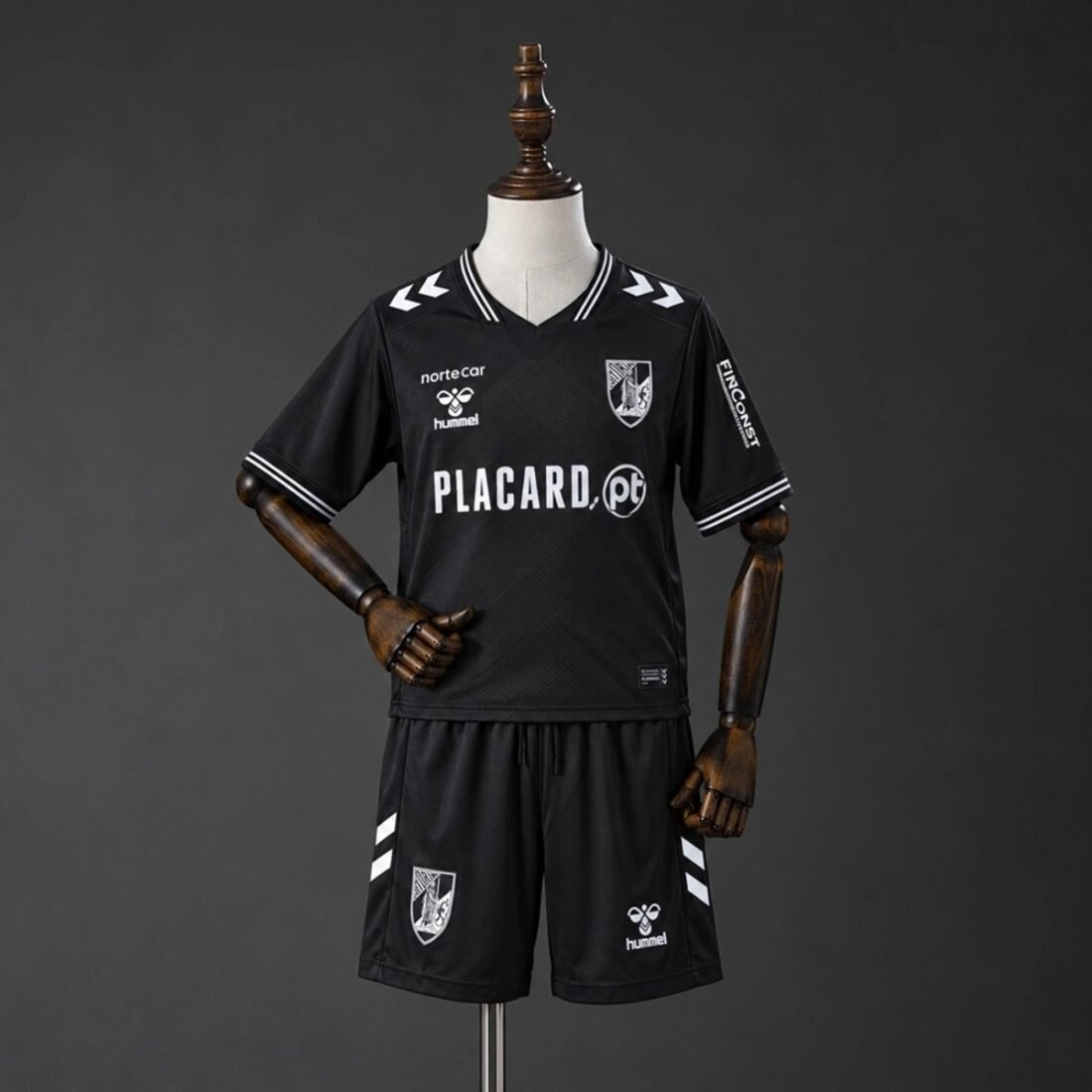 26/27 Vitoria Guimaraes Extérieur Kit Enfant 16-28 1