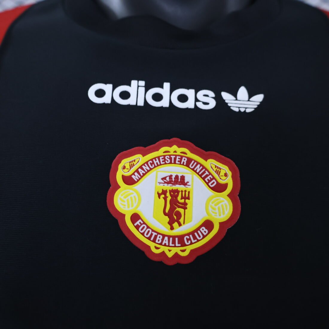 (26/27) Manchester United Casual Retro Black S-3XL álbum shop NO.123 Store 14