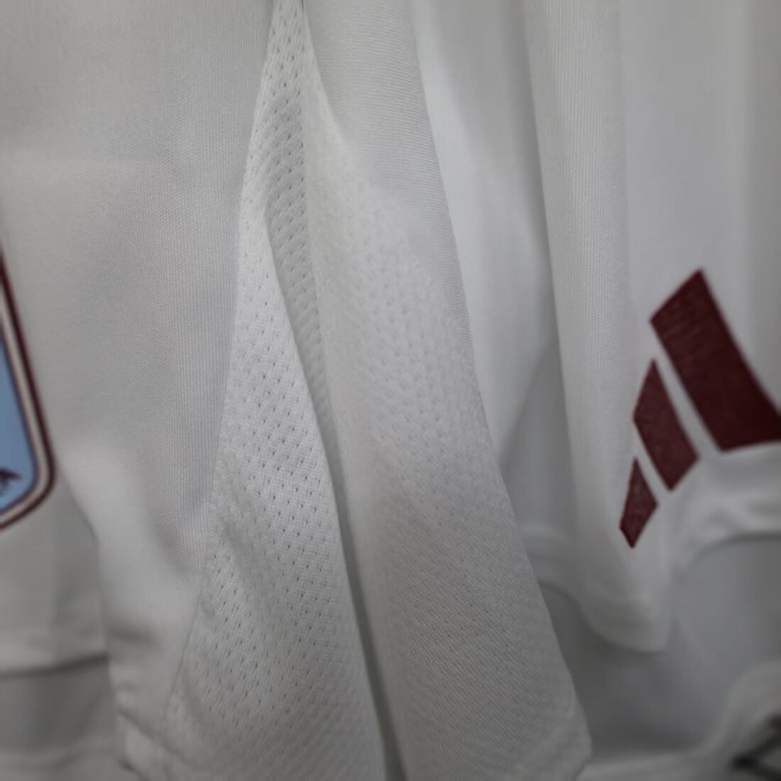 Aston Villa Shorts Spielerversion 4