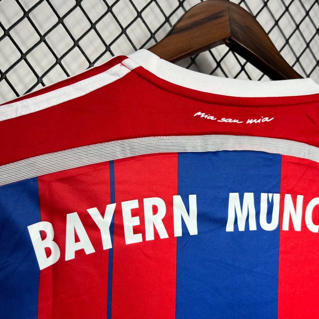 14/15 Bayern Munich Heim Trikot Retro Version 3
