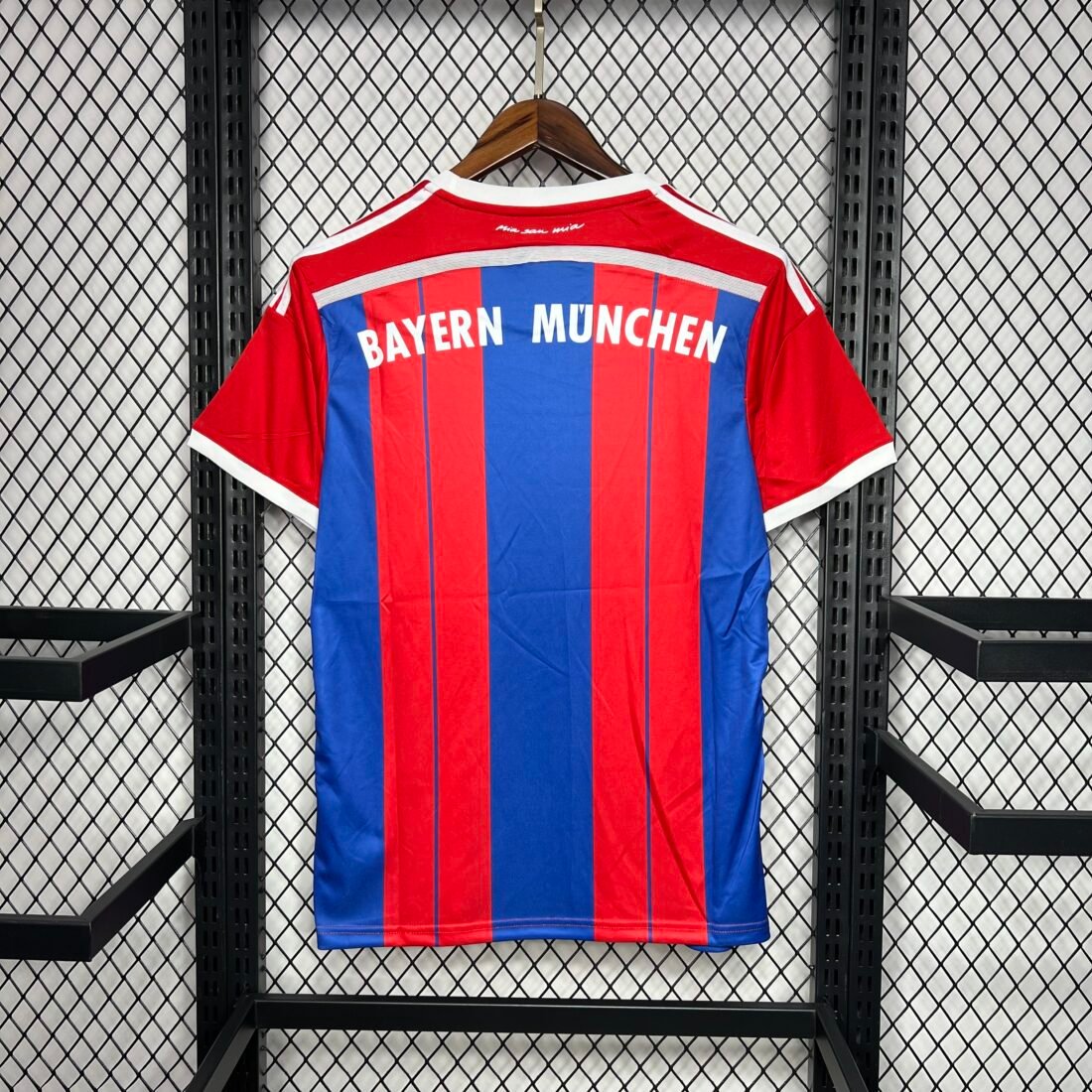 14/15 Bayern Munich Heim Trikot Retro Version 13