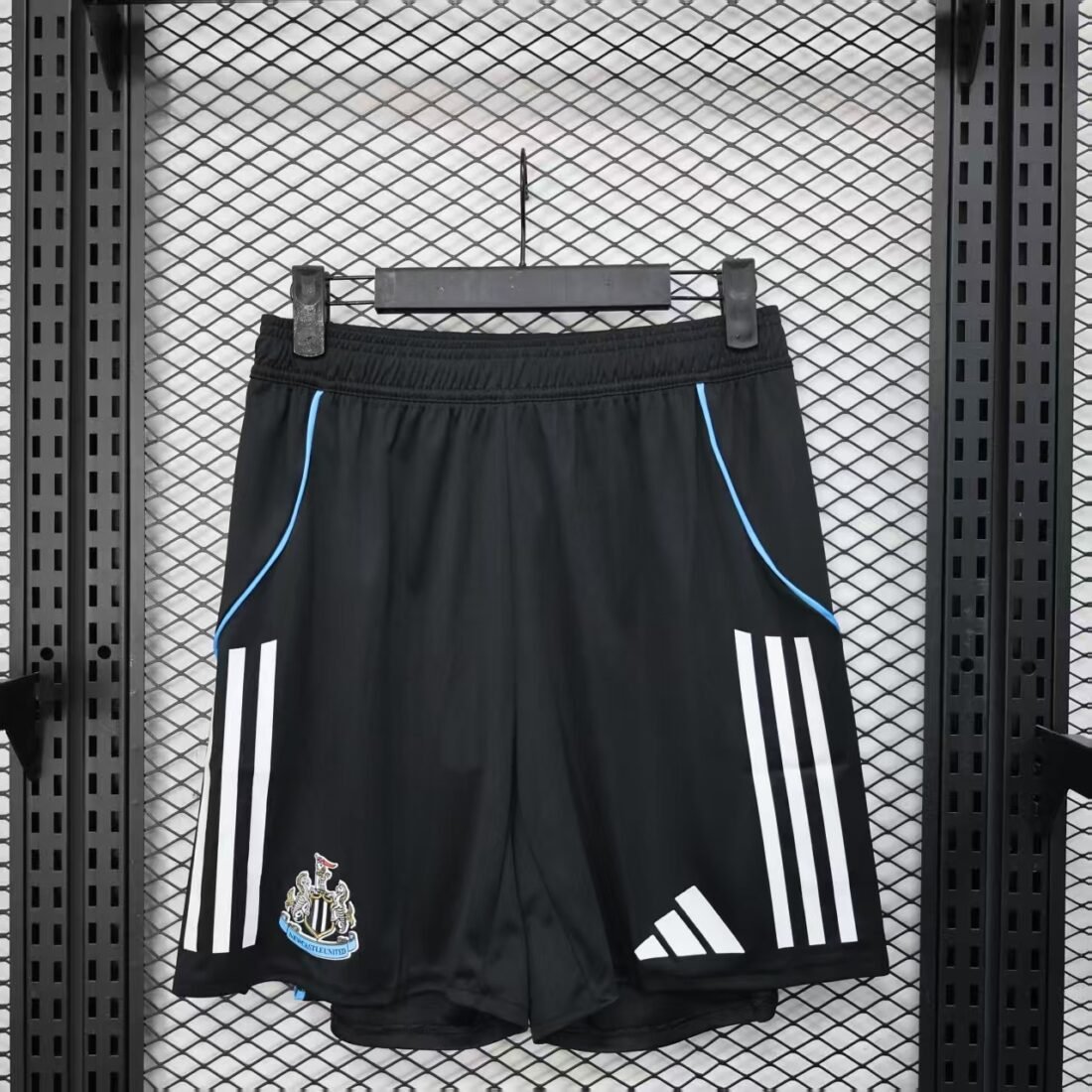 Newcastle United Shorts Player Version 14