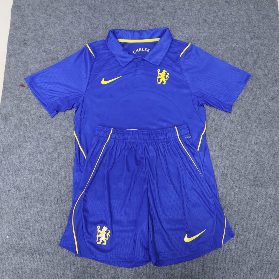 (26/27) Chelsea Kit S-2XL 29