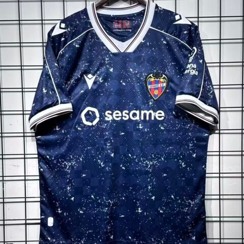 (26/27) Levante Special Edition S-4XL