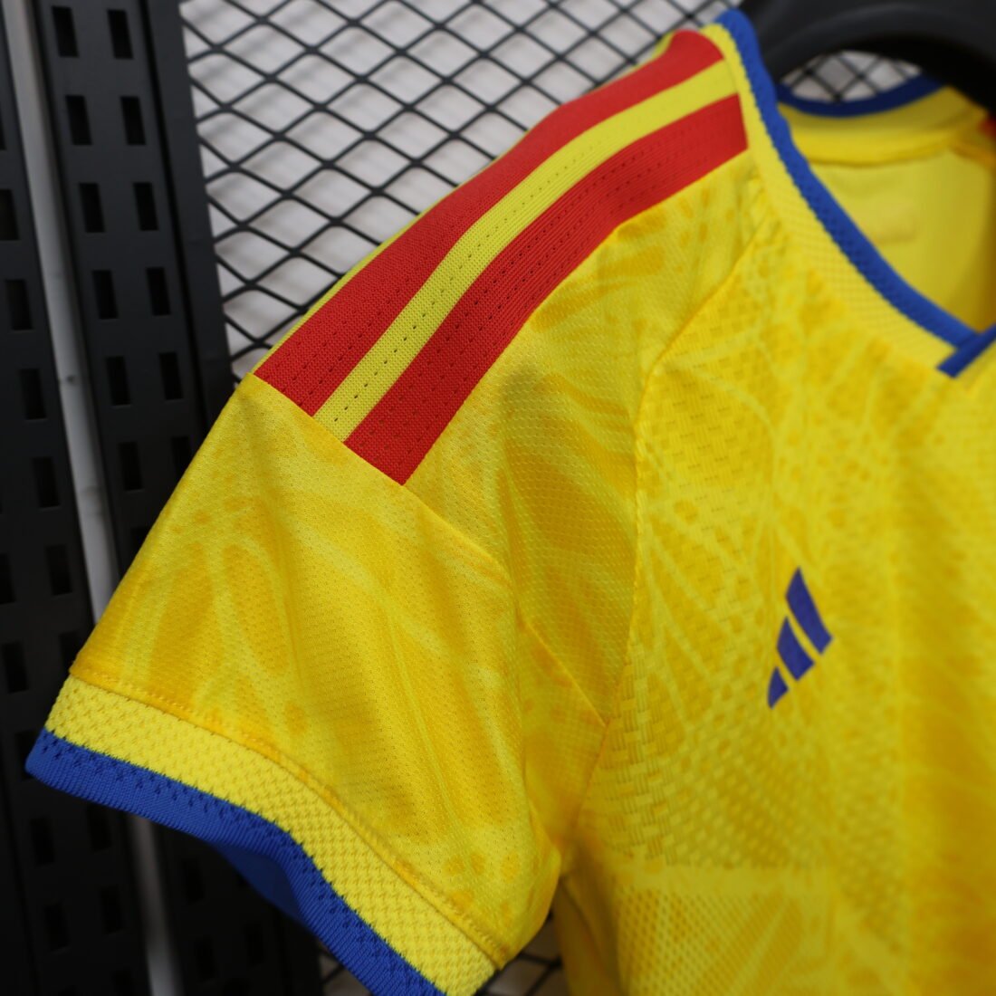 Women’s Colombia | álbum | shop NO.123 | Store 10