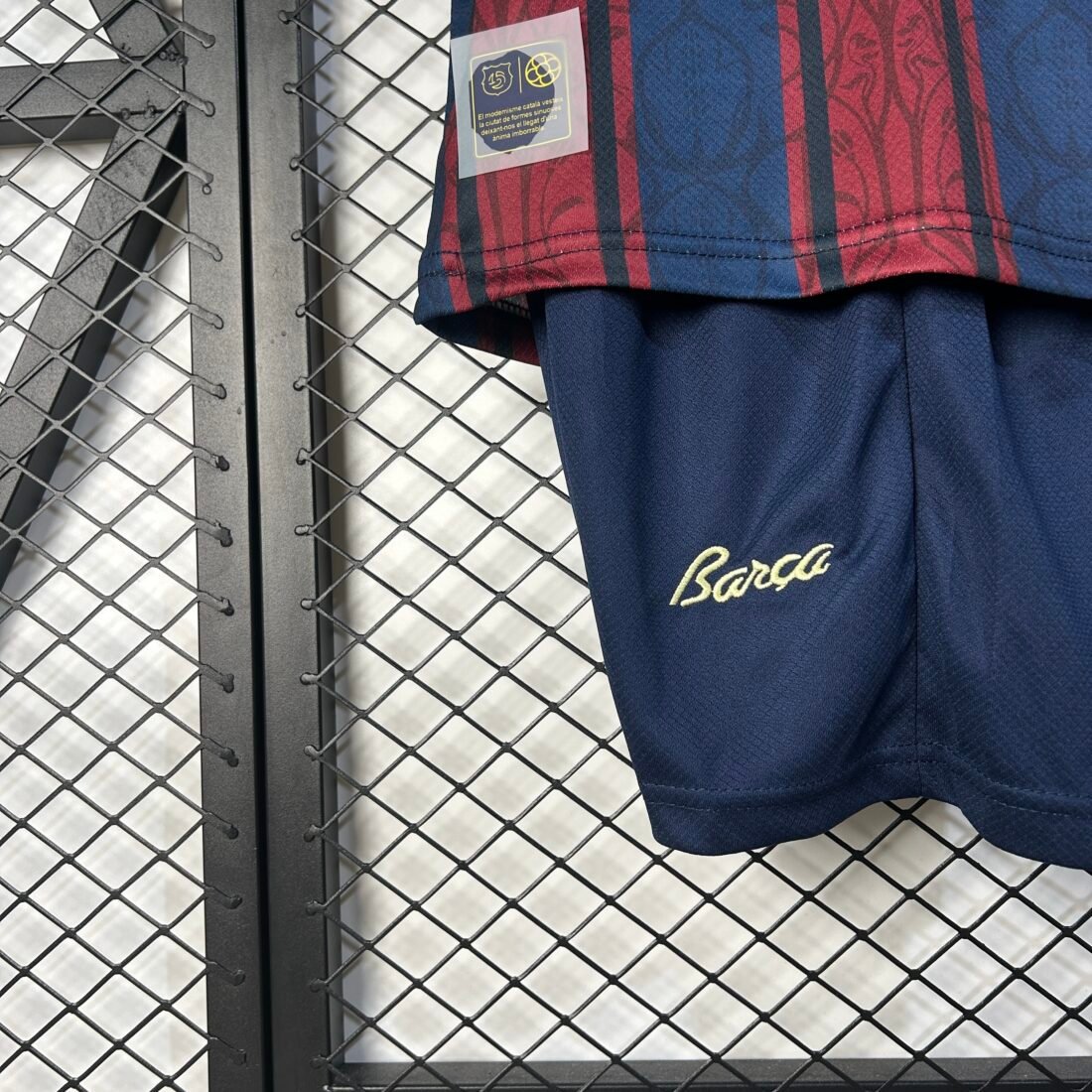 (25/26) Kids Barcelona Special Edition Size: 16-28 Álbum 6