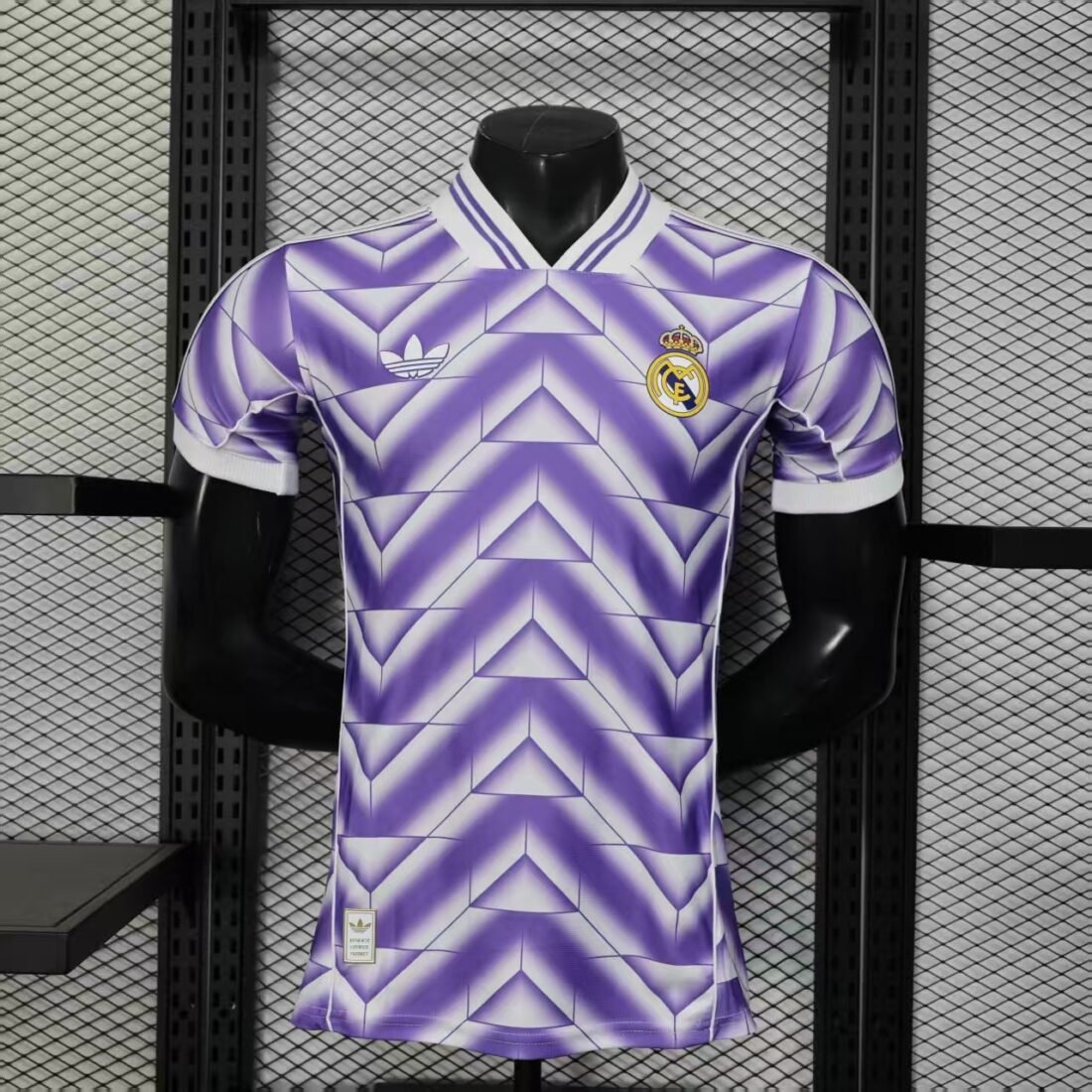 Player: Real Madrid Special Edition Purple | álbum | shop No.123 | Store 18