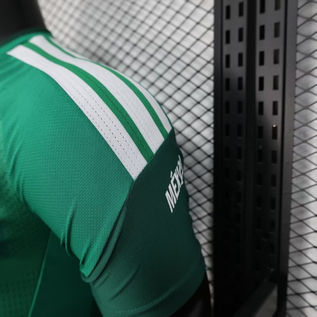 Player: Mexican Training Suit | álbum | shop NO.123 | Store 10