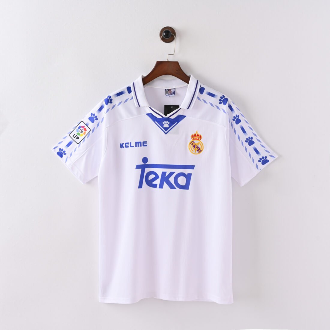 (96/97) Real Madrid Home 16