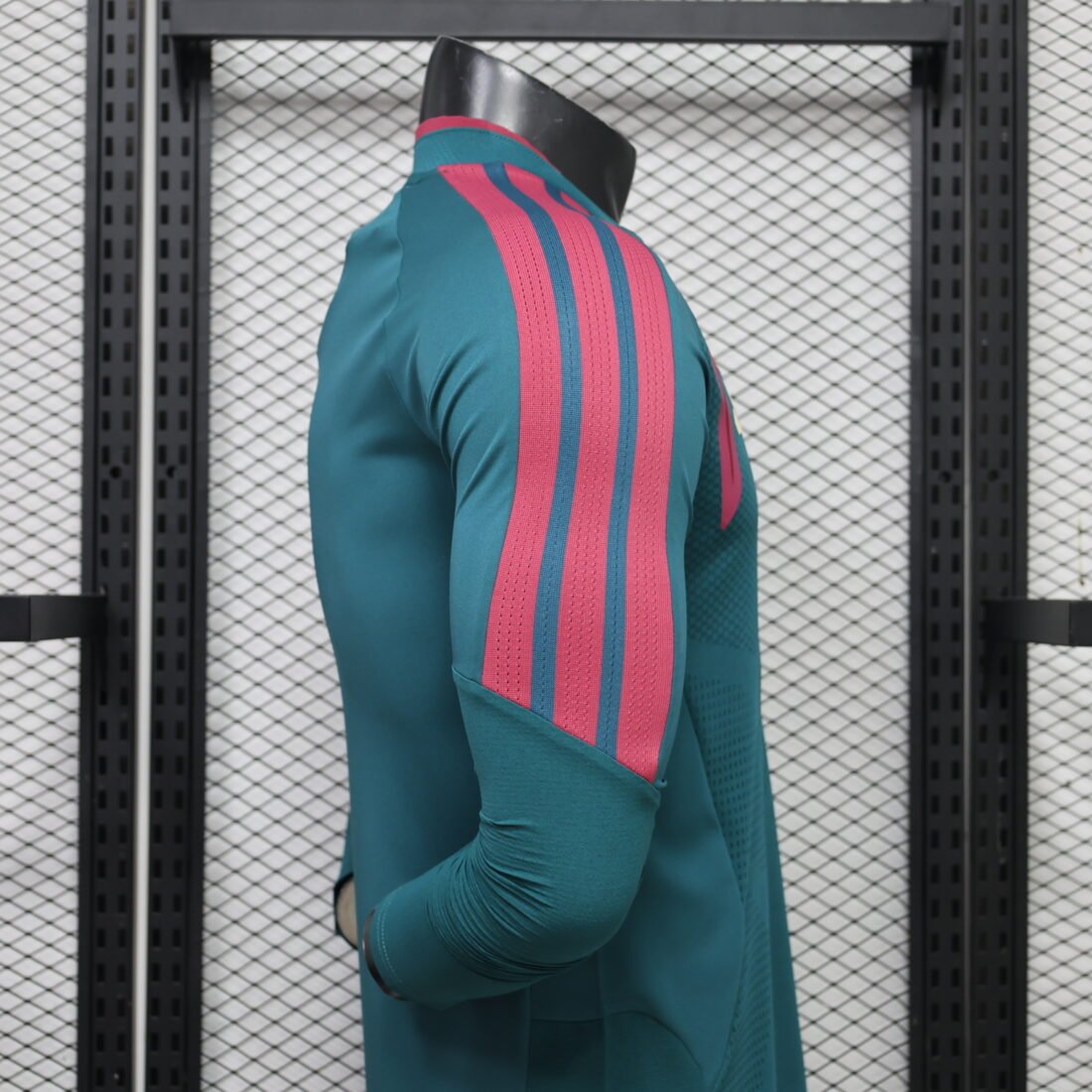 26. Real Madrid Manches Longues S-3XL | álbum | shop NO.123 | Store 6