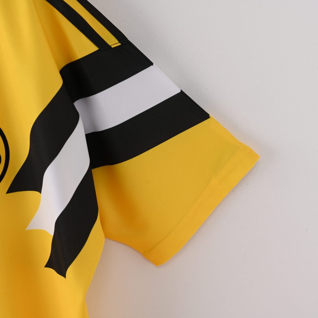(96/97) Dortmund Home 16